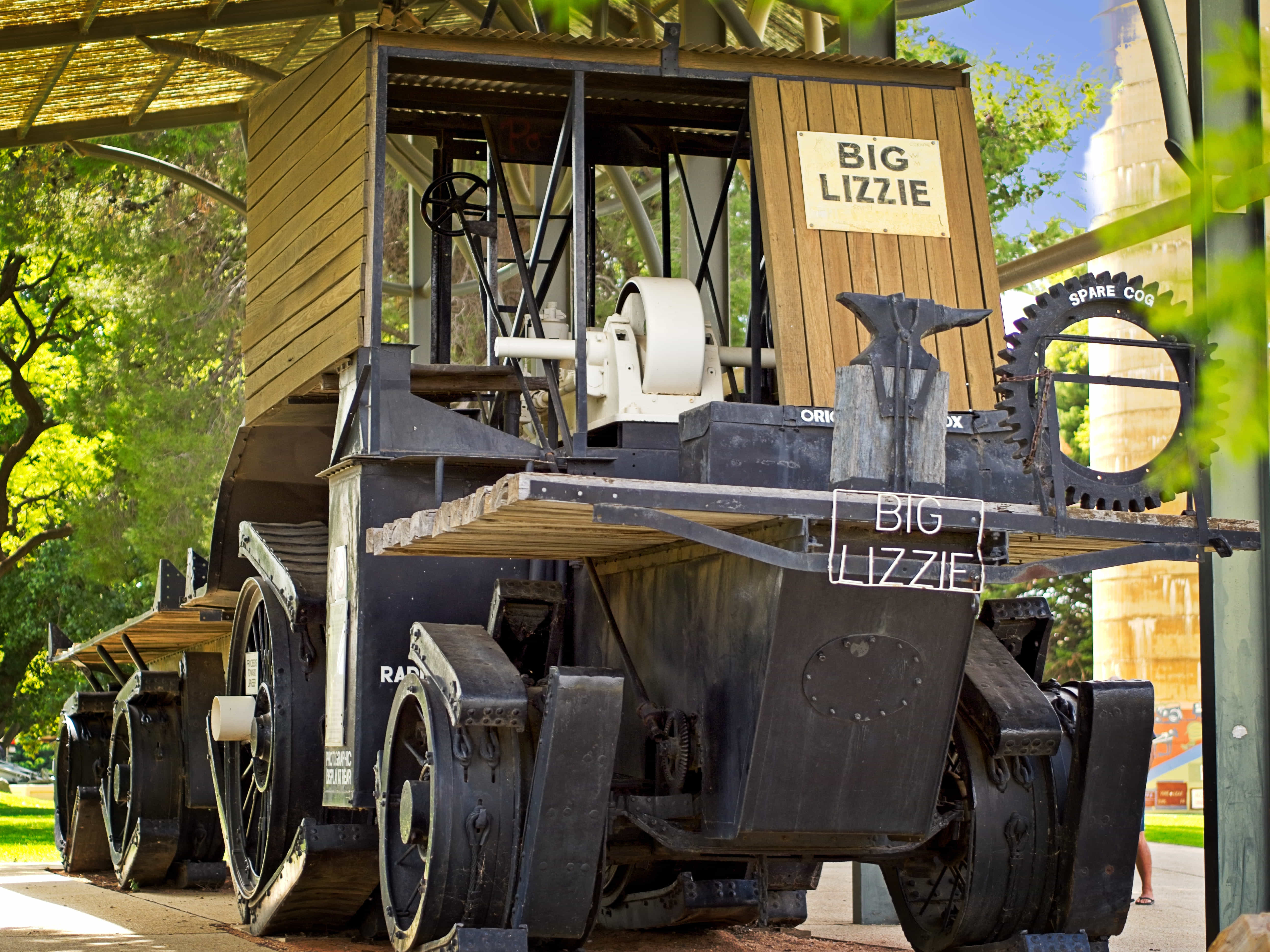 Big Lizzie 7